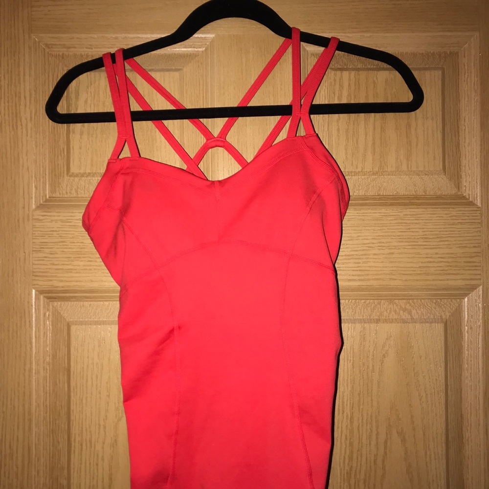 Nordstrom Zella Brand Yoga Top 

Size XS